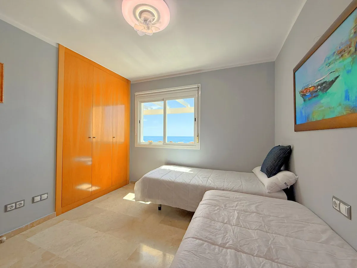 f799fe34-ece2-4cb0-b7a0-903627c07041