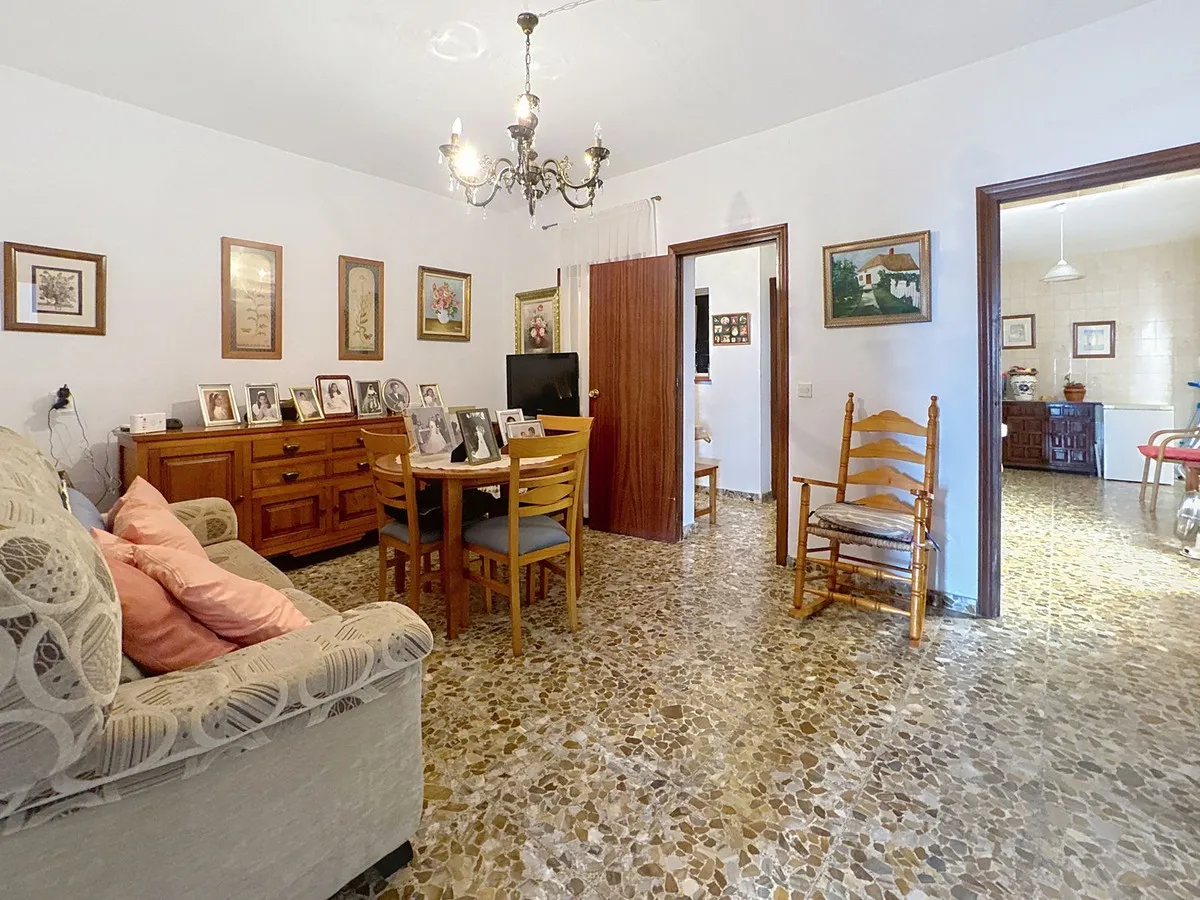 0e79a9e7-782b-4f74-96b6-fba2c46ef442