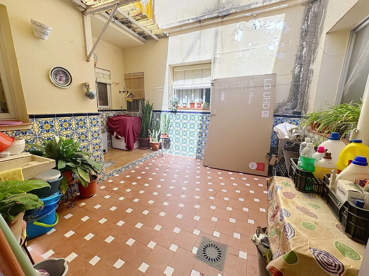 85d6ddf0-055c-42e7-a187-cdfa794daa7b