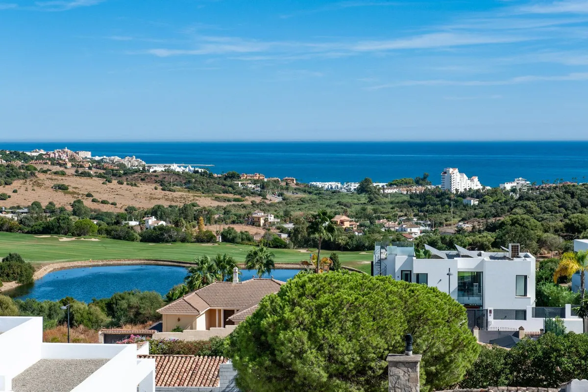 d9fda912-f9f7-4332-895f-b96c31535cf7