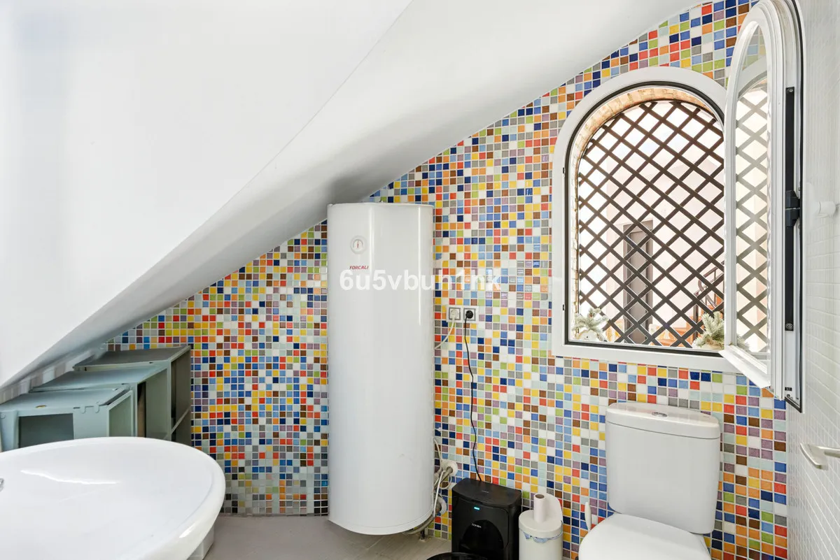 4180653b-5a4e-4845-bf4b-709b868fc0b4