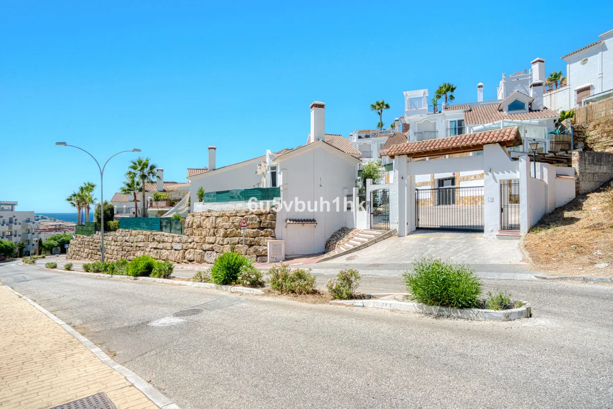 5d7b61f7-7630-422d-b02b-47aa80783cb7