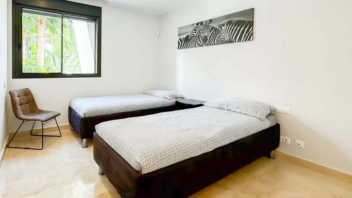 ad4fcfac-973b-46e4-a18e-189aba024700