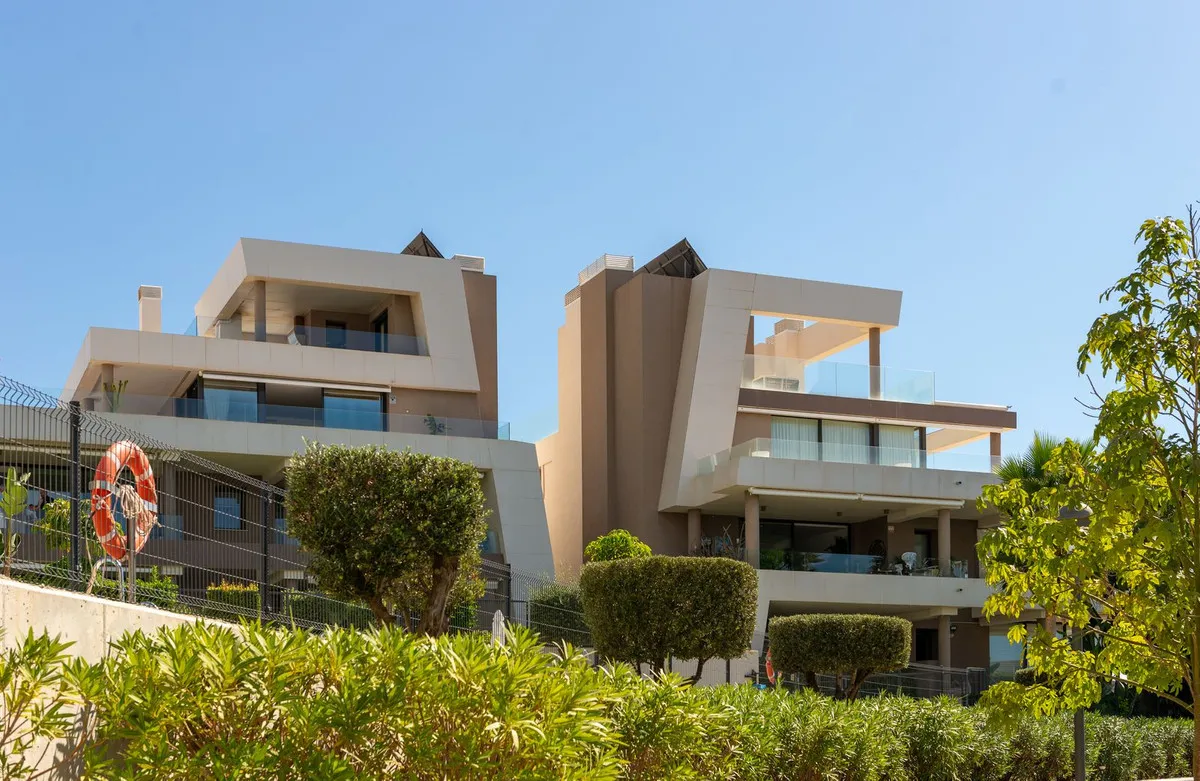 b789fe6d-524a-4580-948a-3747811dc8df