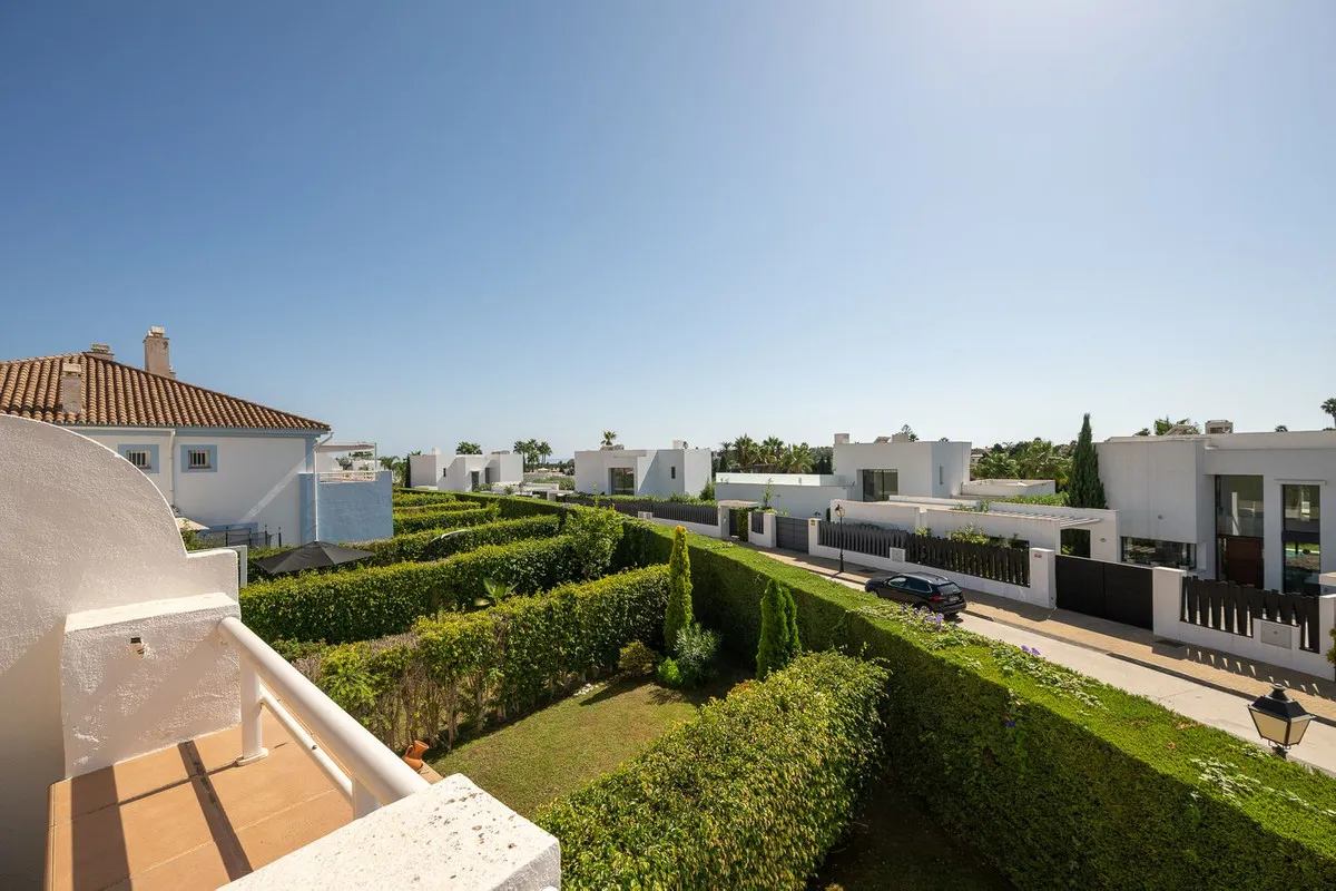 2aedab0c-f8cb-4017-bfdc-bbb4658287f0