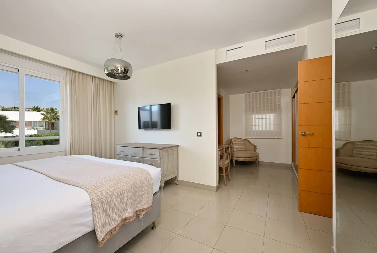 2ee315b0-231f-4b4a-85fb-029cd5304515