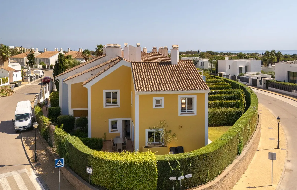 5b039f3e-294b-4398-8ef3-f2b3e24f482c