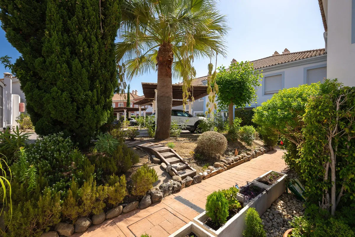 b84f0b2d-3839-4e4c-a368-cc2bacfadebb