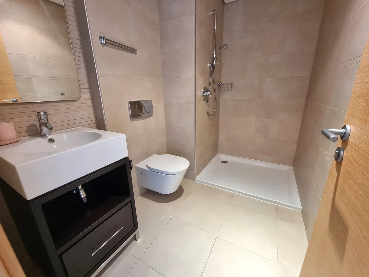 1cfcc7c5-94a0-441c-a051-f297abbee32d