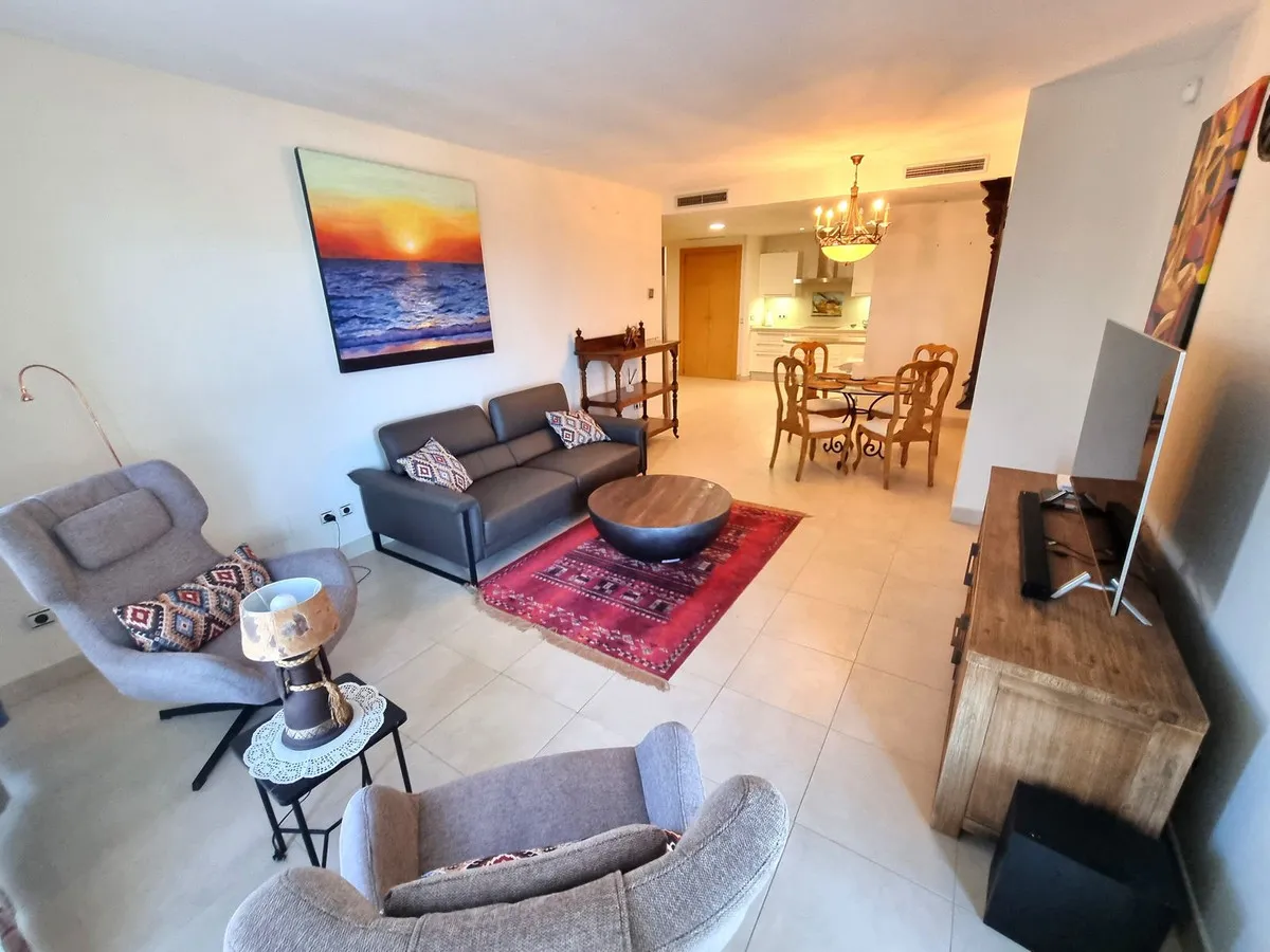 1e80e804-2dee-4b34-a6ee-ea757e8fa2ac