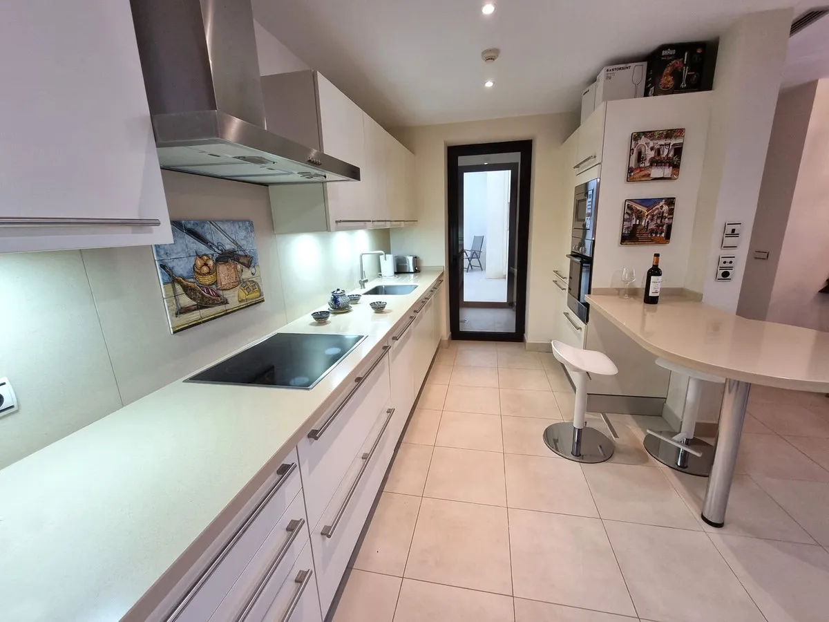 1ff841d2-738c-49a9-ae0d-d9571d54937e