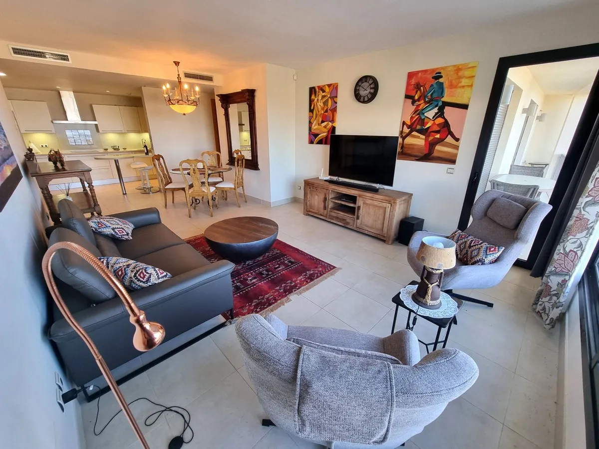 4b6cb299-b669-4235-9093-9a5a3987ed90