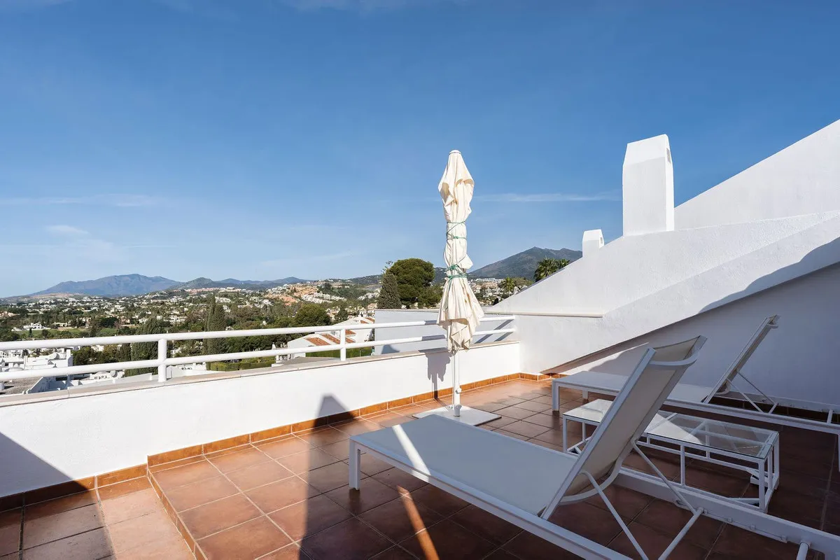 6c992444-2b2c-4efa-a203-2e1767aca2d0