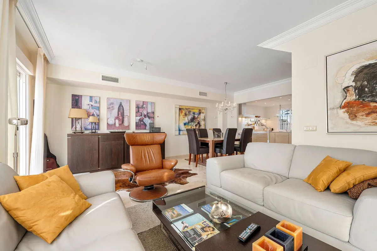 7430a18b-54a1-4ddb-ab72-01c26ea0e902