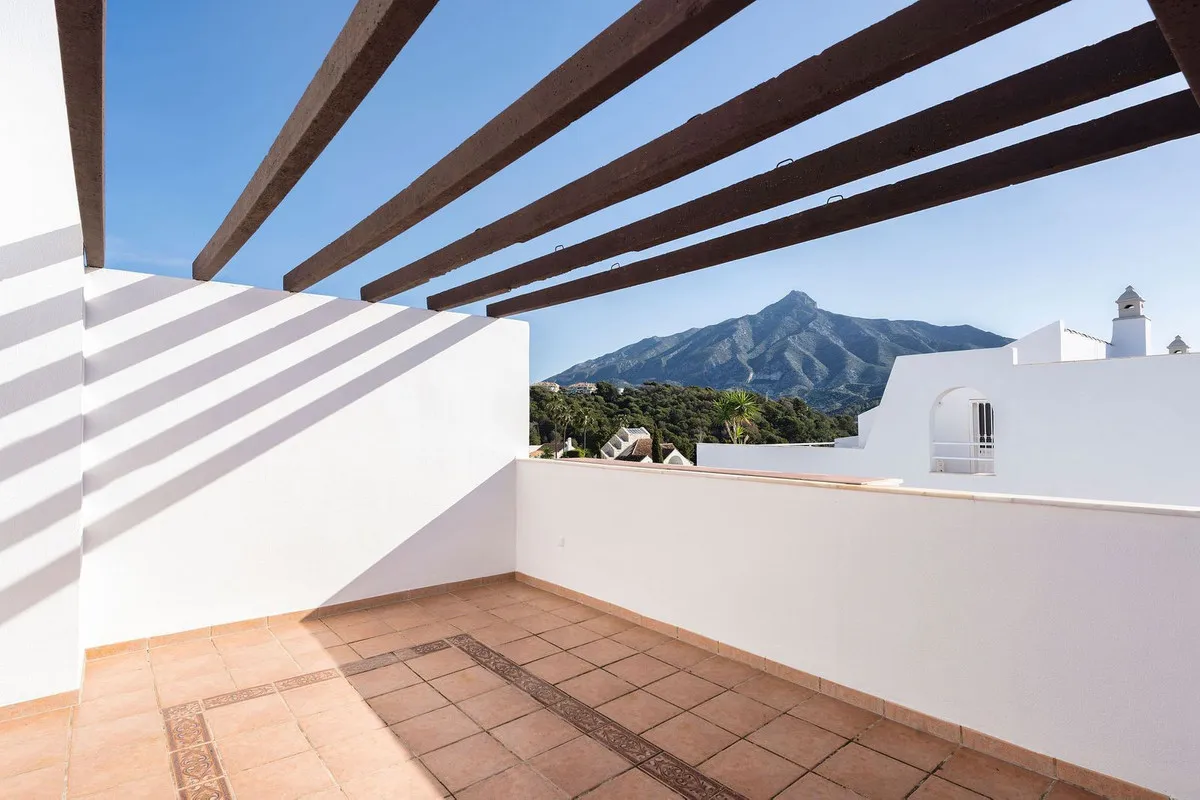 935fef75-f5f9-4edc-aacf-b5e1be2afd51