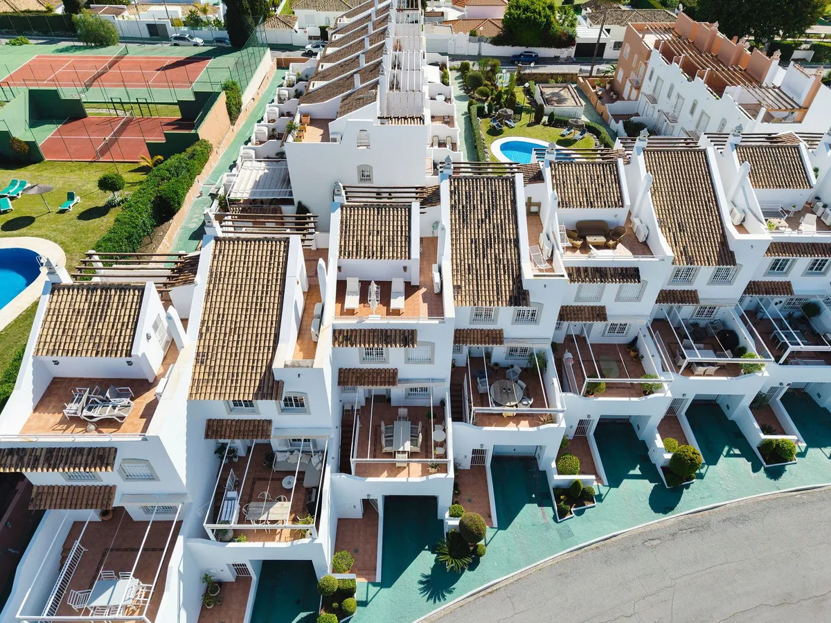 f3218482-8b88-44ef-91a7-85c95c400759