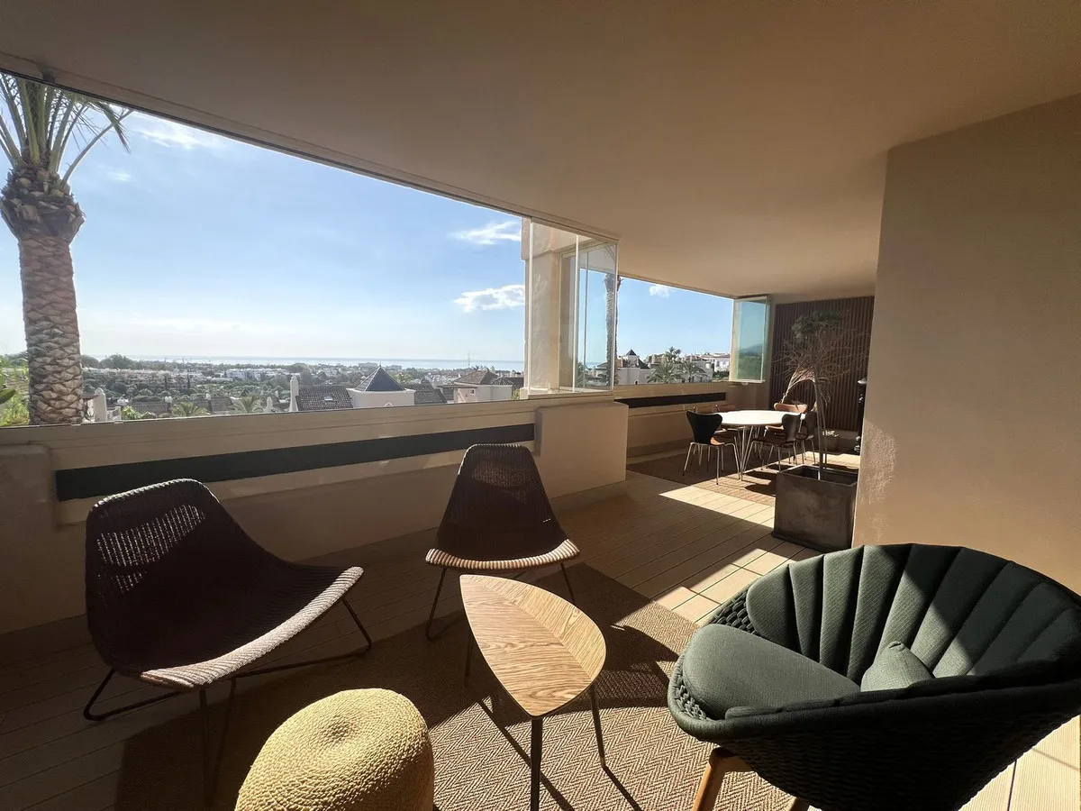 e055abc8-5b58-40f0-b41a-2248dfdb3b21