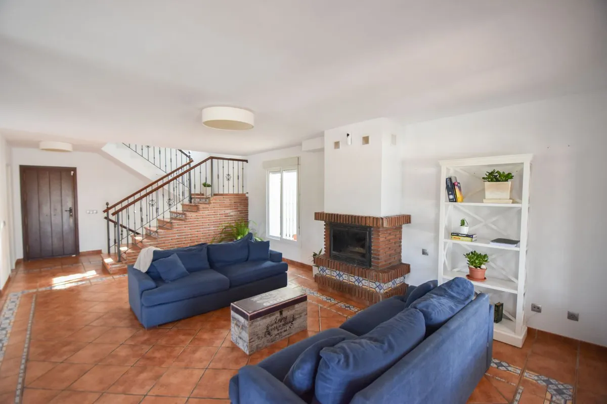 56513448-2130-448e-95d7-32213c316f40