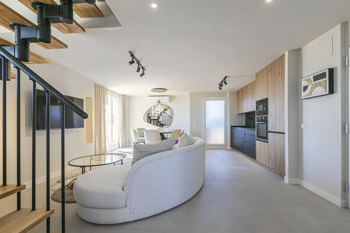 1263e396-445f-43c9-b291-8688bcfa6fac