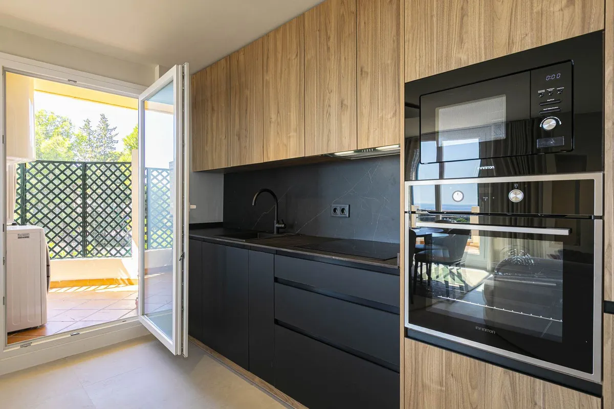 55730a39-79dd-4d77-bc72-ef85e84182d8