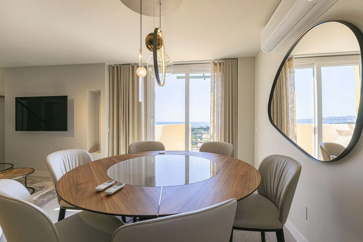 ed945fcc-dd5e-4ac3-a168-ce0c8ea7559d