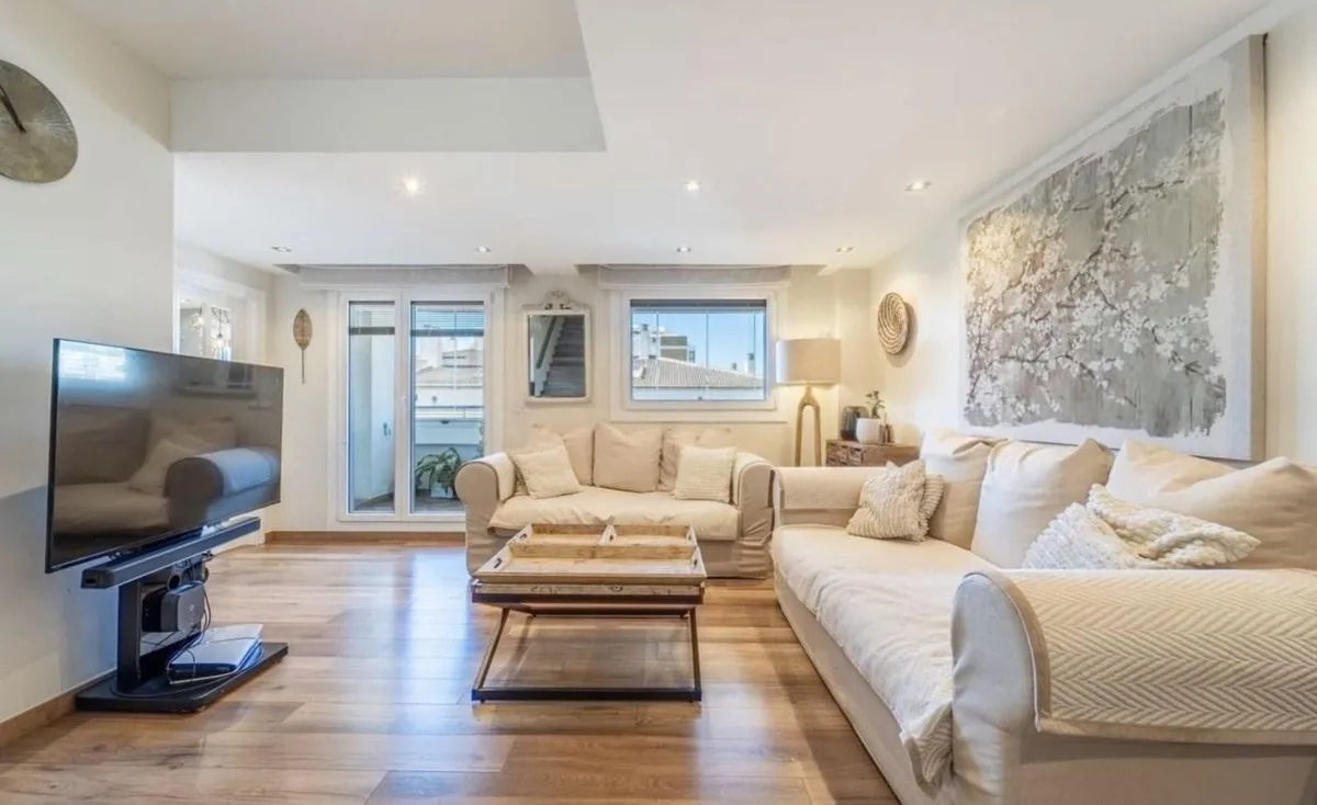 807a08a2-6357-4ff0-8b3f-2d87509a5f5e