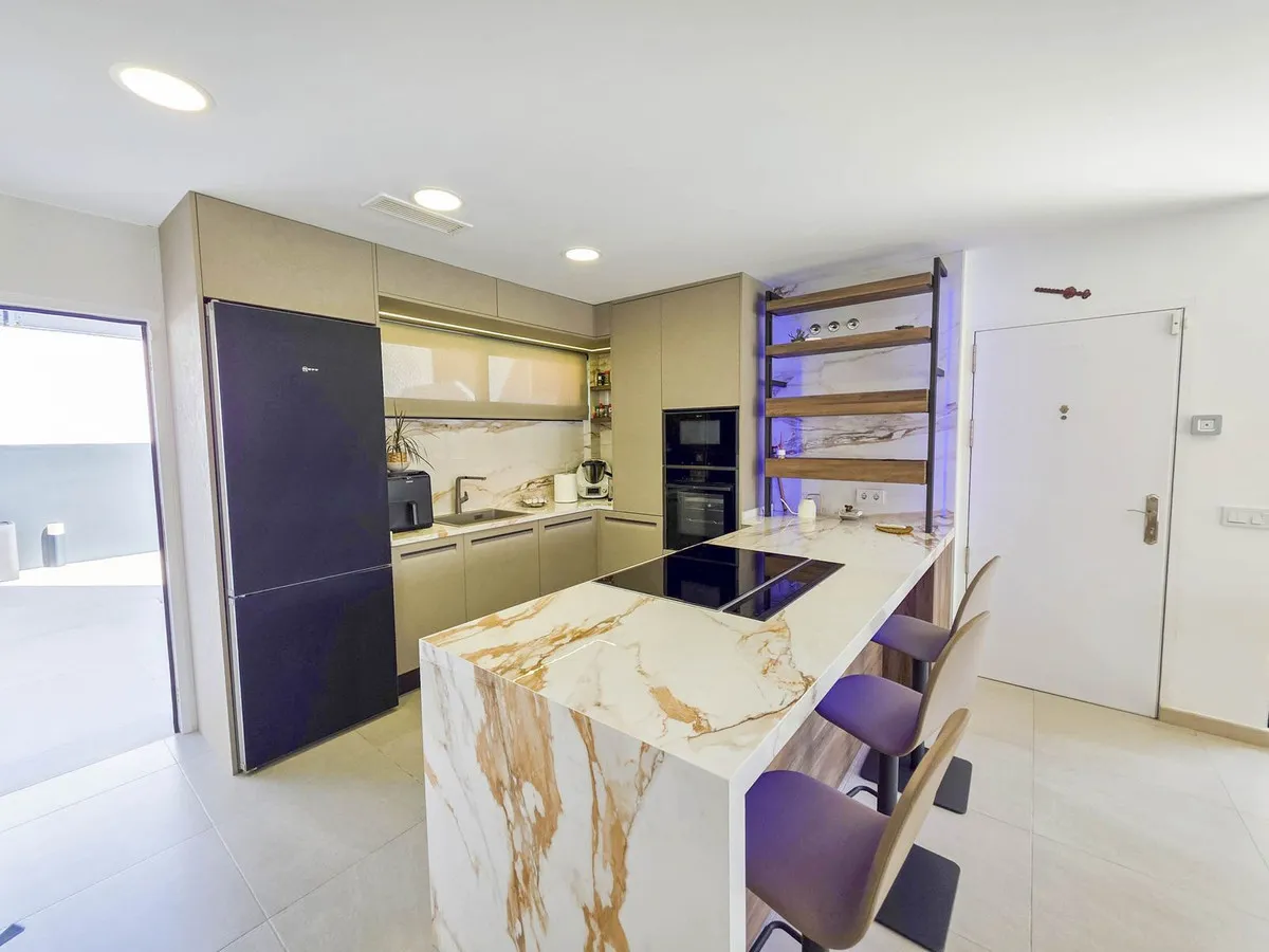 0c4522bb-c993-49b2-88ed-b28da5aa9063