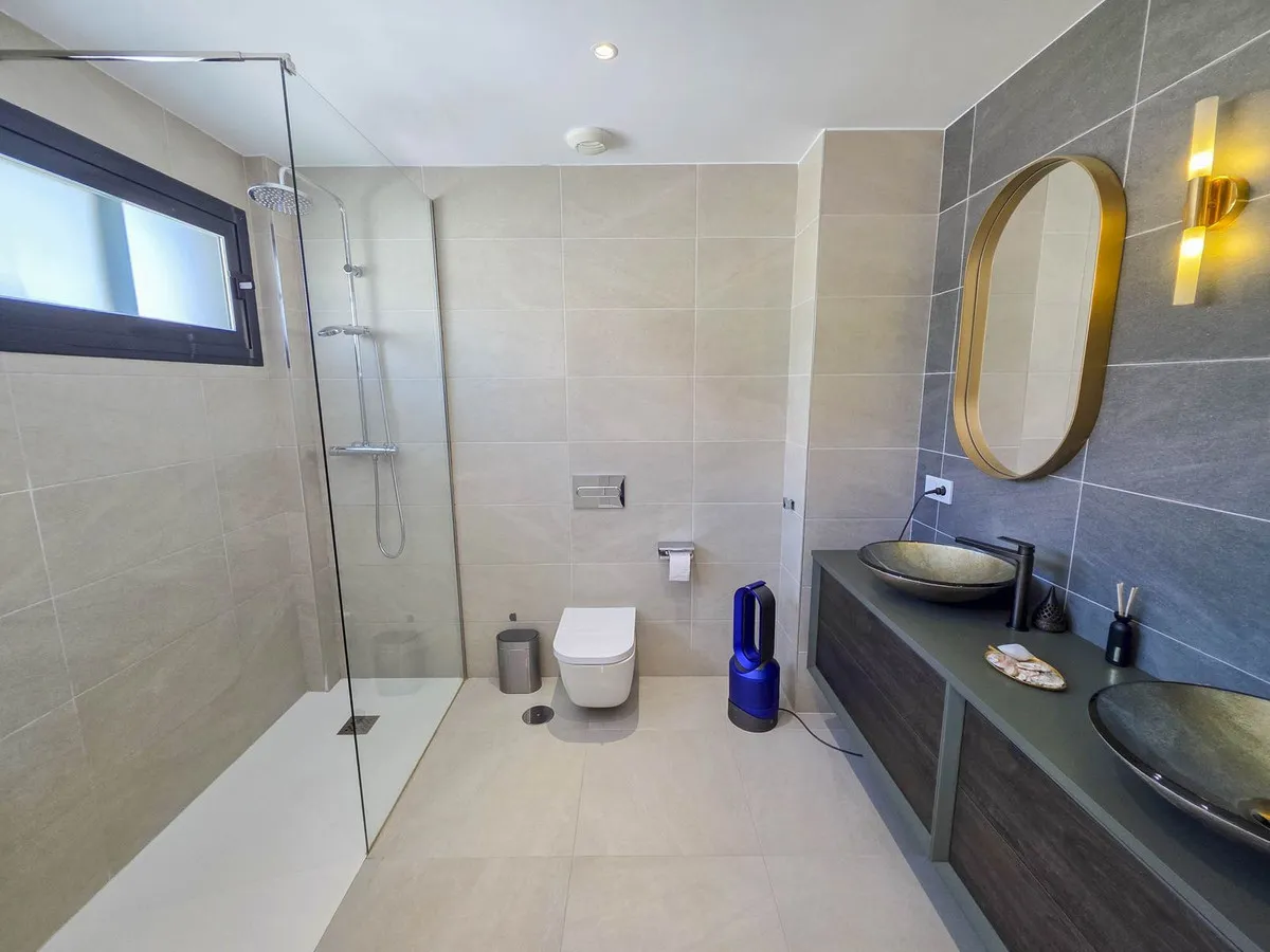 68af53ca-8e08-4972-b085-5e638e2f388c