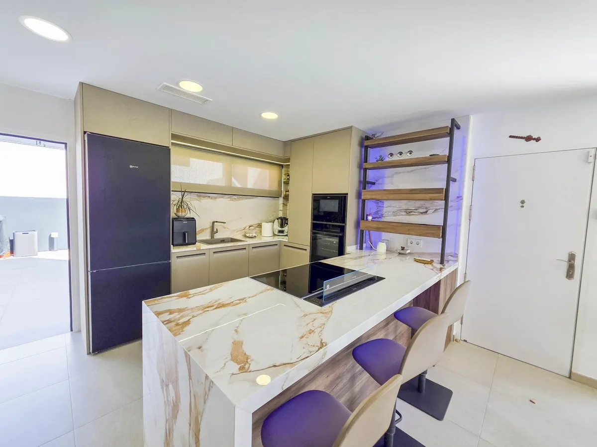 7190d2ff-96a0-4c7b-a6cb-6df53954a94a