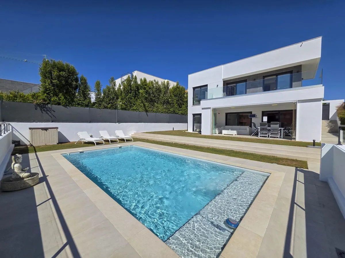 7fc1315c-36f2-4ef7-a736-e7e18b96e2de