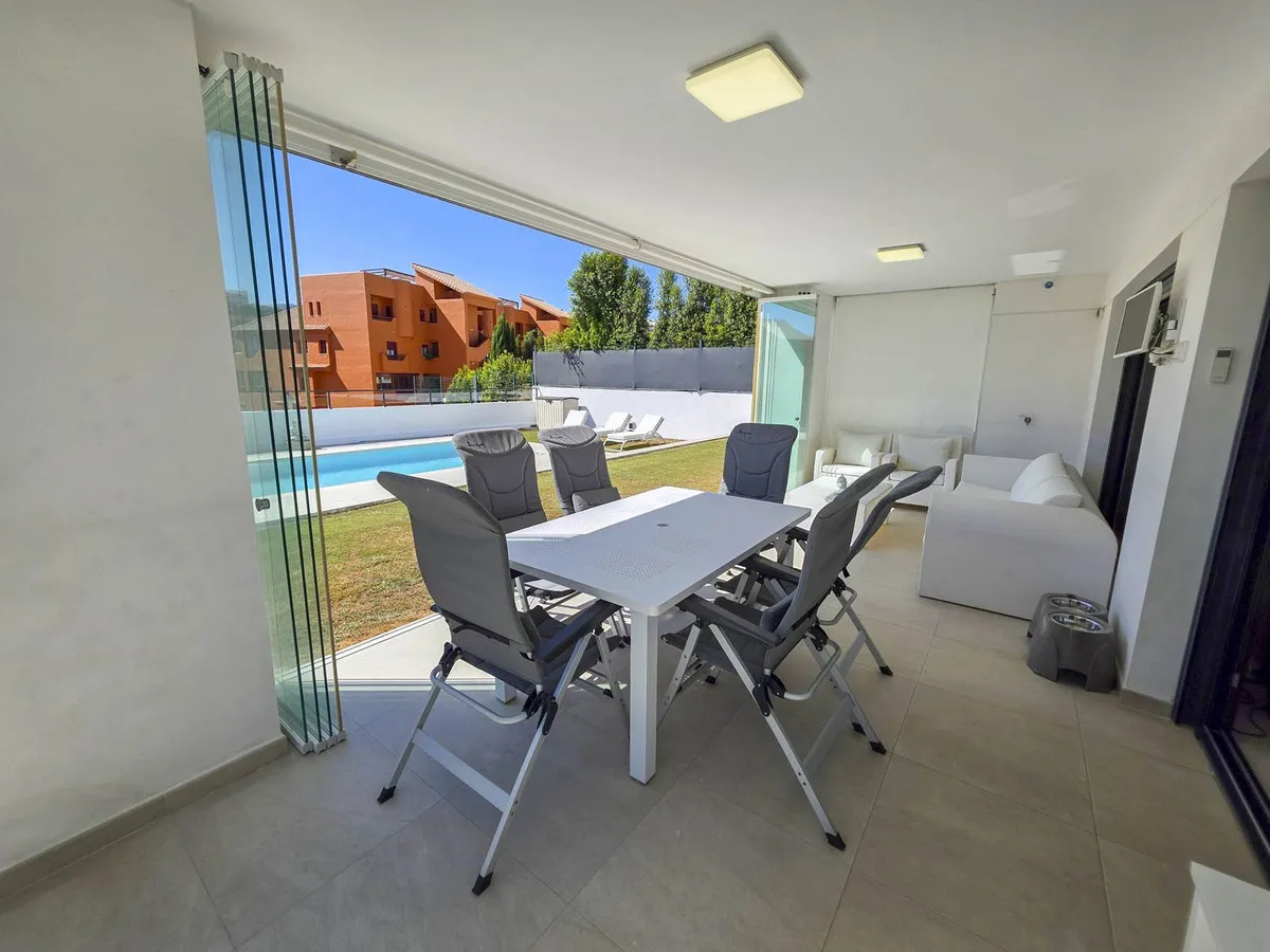 81f82981-c7ad-4ebe-99c0-4cdf2aec25b4