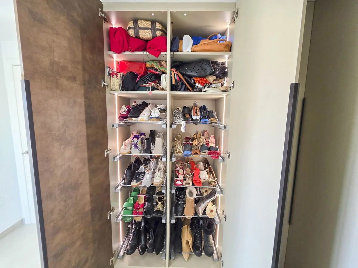 99ba736c-8951-4fda-83de-3ca179a55c12