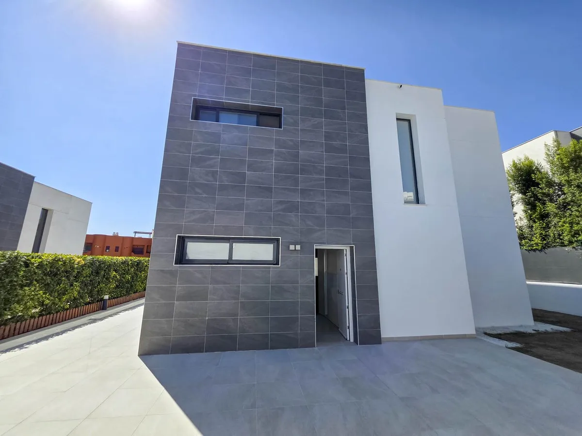 a165343c-6693-40e6-a2af-e966df264d59