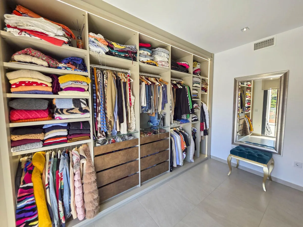 a9252eaf-f70e-4e8f-8818-56fedce988ff