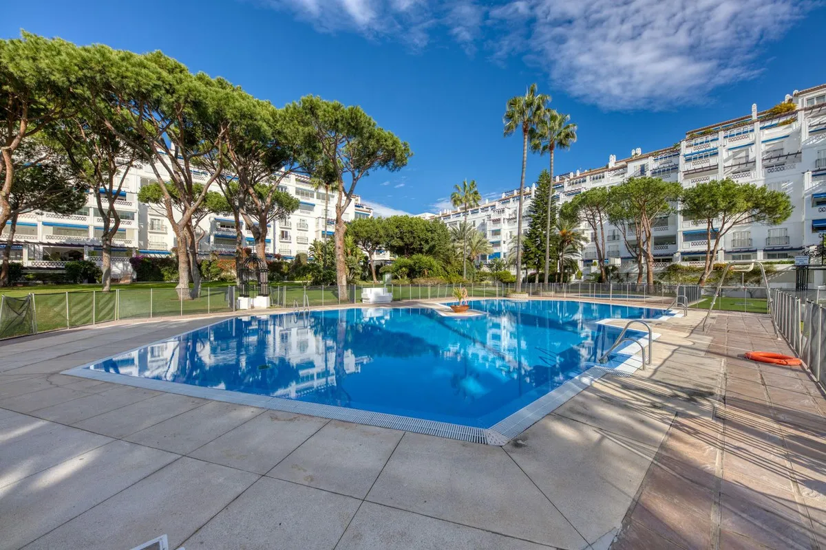 2db05737-0f02-4c08-ae65-0c3f6516b72d