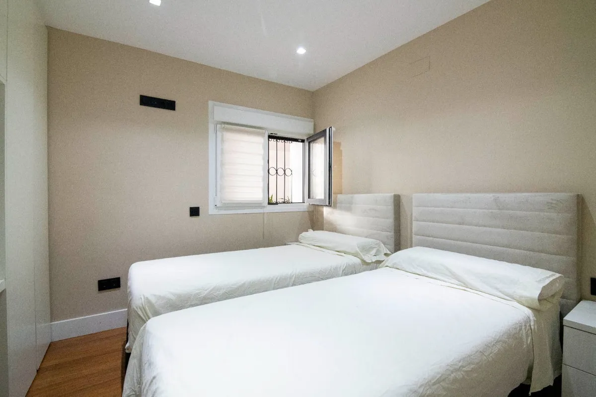 aaf9f6c3-cff4-45f8-946b-97051f6d6681