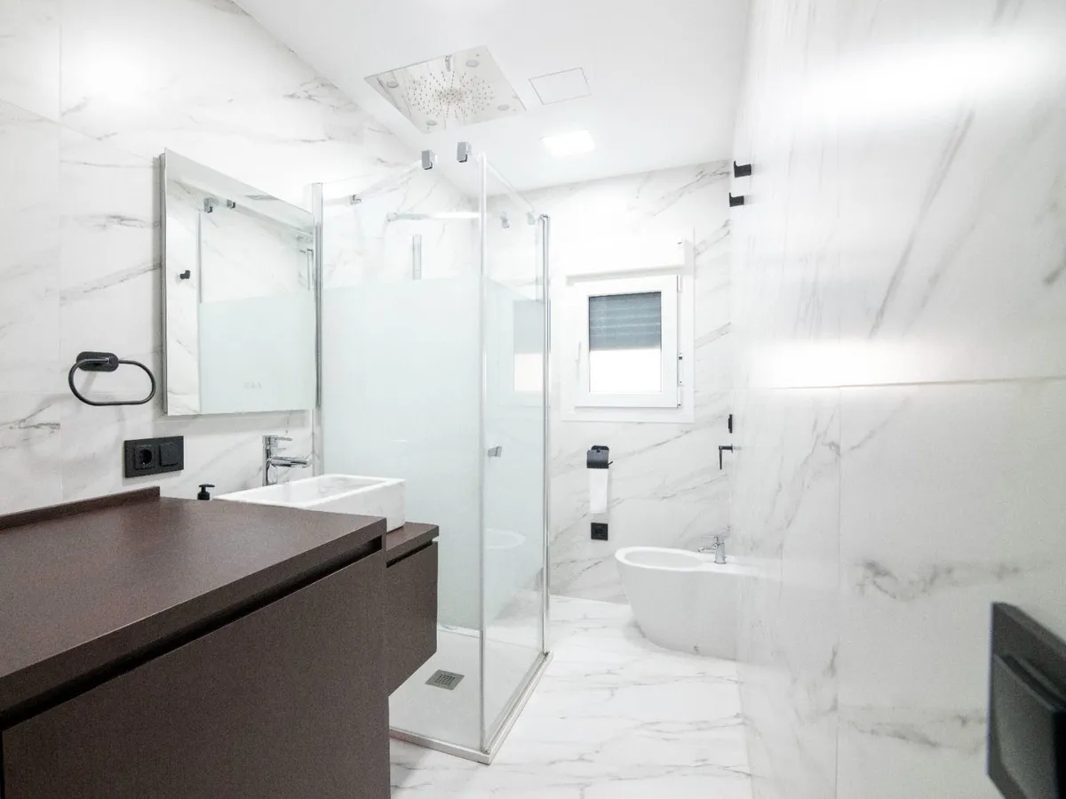 b447e885-1fd0-4142-8c87-6f0447423d28