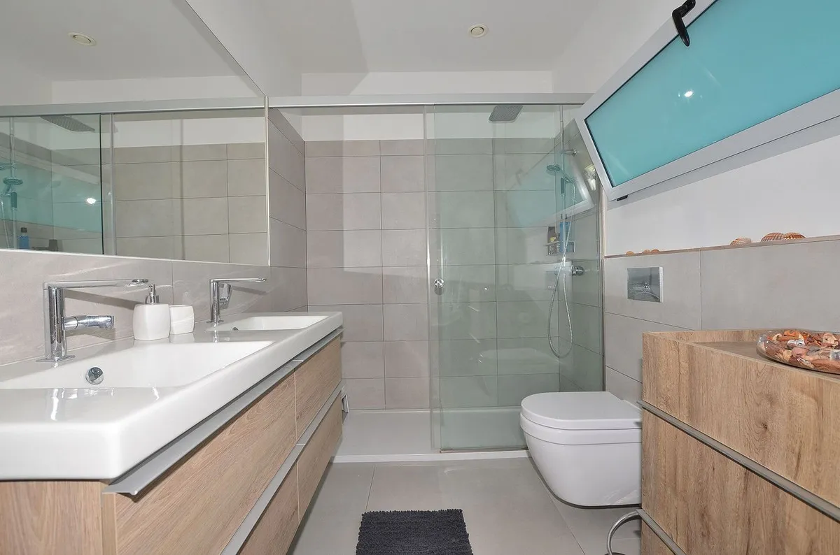 55ef897f-fd80-4f57-aa82-dcb12acb944a