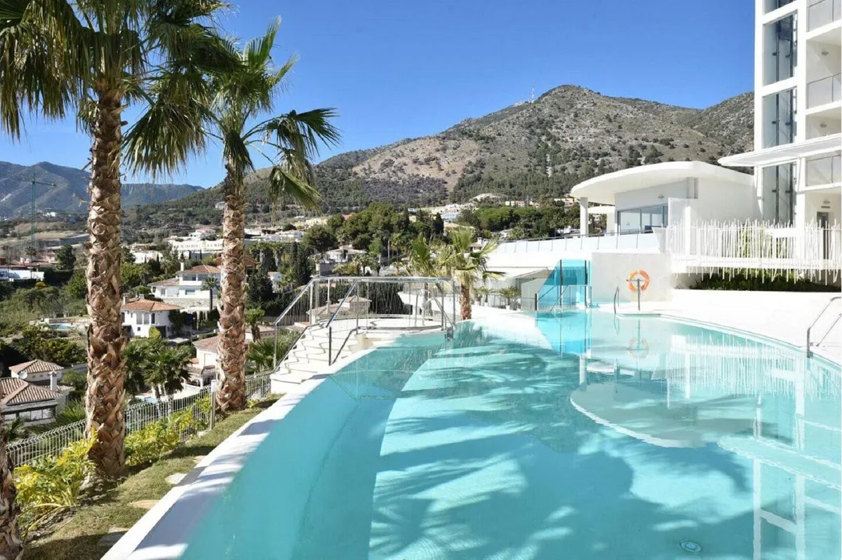 6194c628-9e90-4360-b137-4913bd9f25af