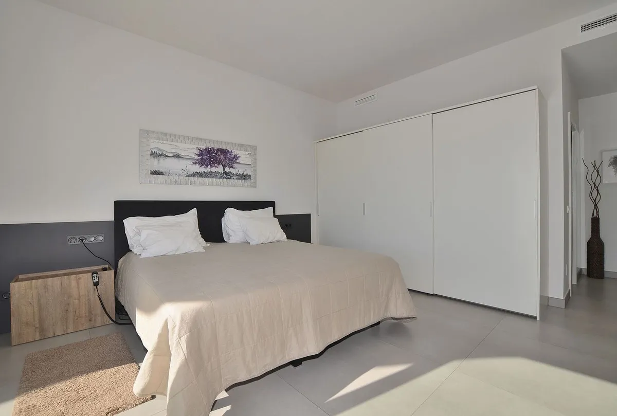 7cc7f5b2-e494-422c-ab2f-74c95ada1a22