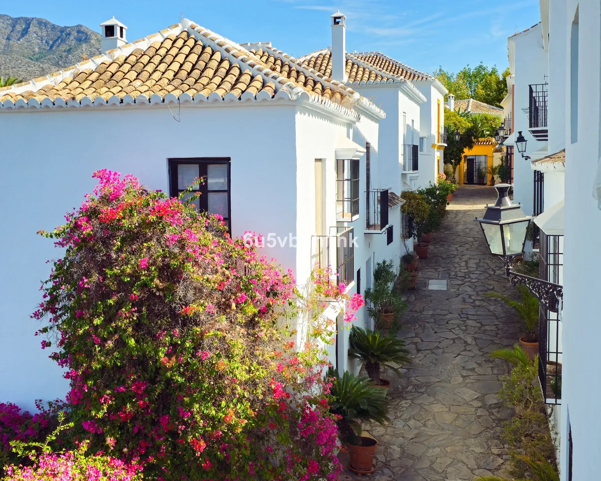 51fa1d76-cd8f-4c65-a66f-3064ad195cba