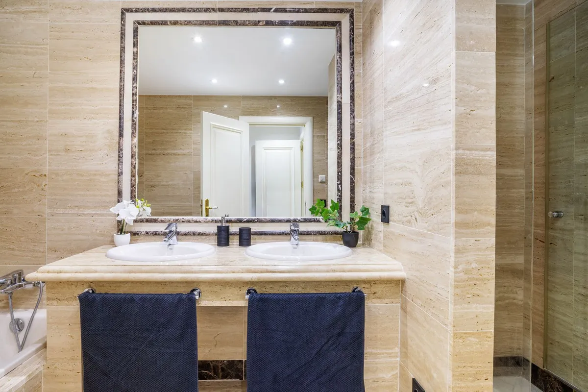 24743eac-9160-4b7a-8593-51ce75c08db7