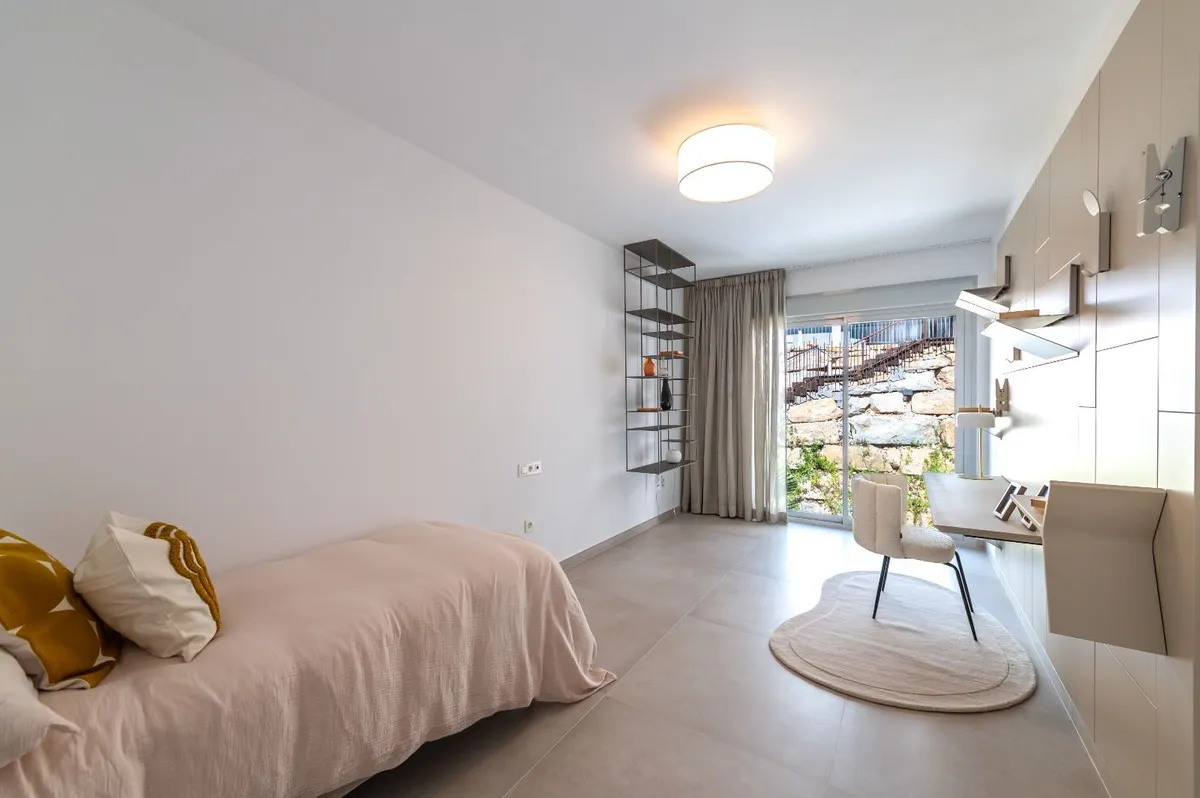 86d5576a-d6d4-4ec6-aaa8-4ae972e5e083