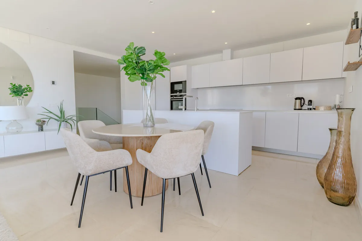 0d5e666b-1de7-4d87-aea9-0b39d34c3eb1