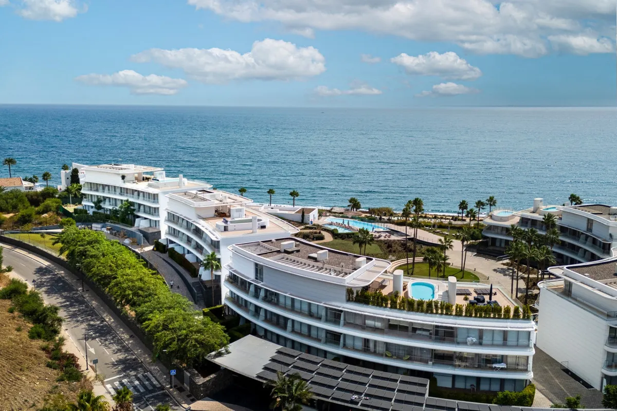 2d3d7cf0-1c0e-4c1b-985d-33a0daf3515d