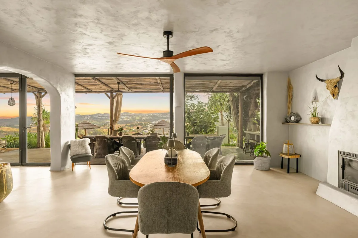 53d6030f-87bf-45bf-b5bd-e57f52f4b323