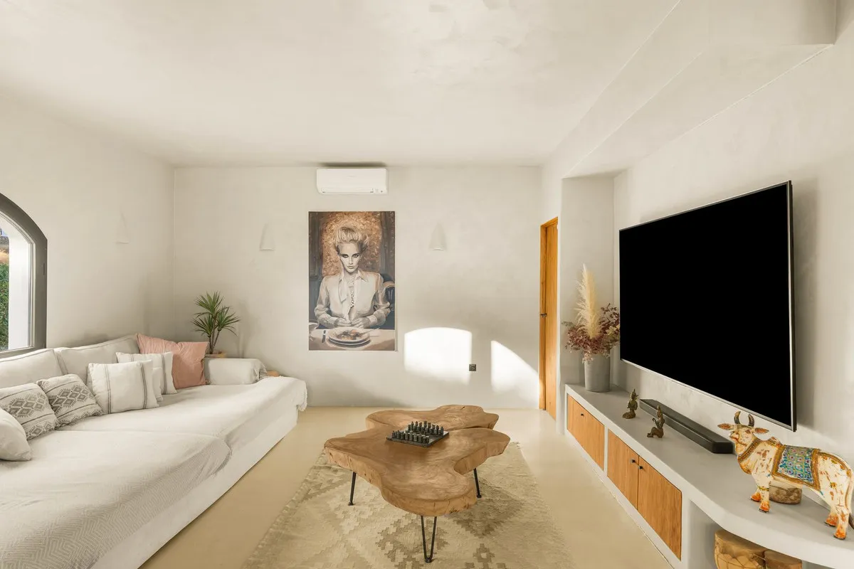 a95d0dc2-e98b-49df-bcaf-6f9aa585598d