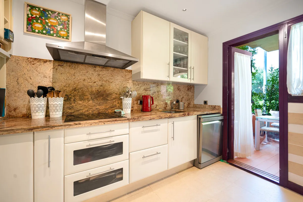 01c81f22-4272-4415-9da7-25565220e749