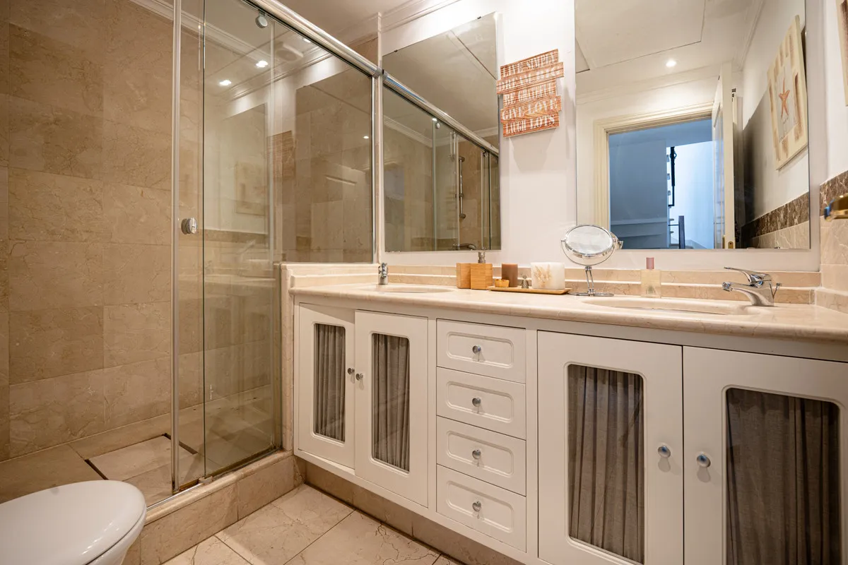 2e7d1dcb-8a6c-44ea-91de-6f2704f02924