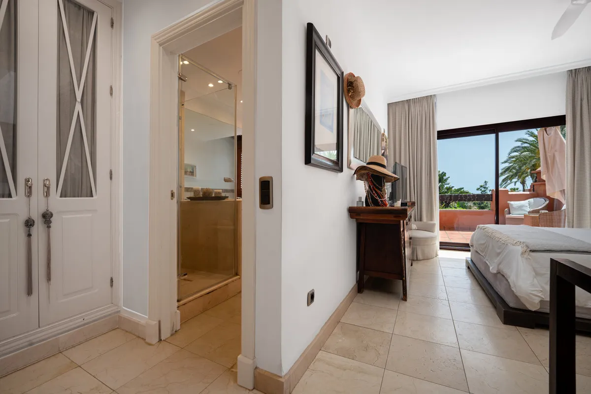 c6c6e099-d138-4217-a8fe-29c8c0908f0a